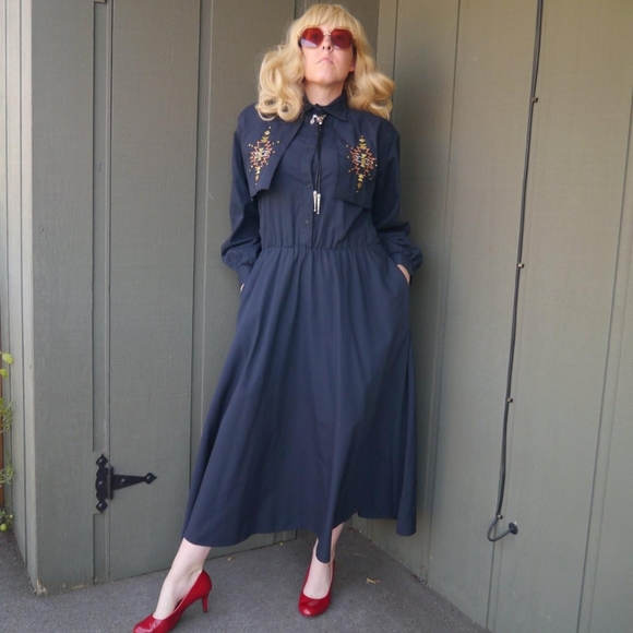 Meet your Posher, Carrie - Picture 13 of 16